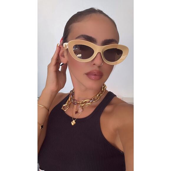 NEW Bottega Veneta BV1325S Yellow Cat Eye Sunglasses - Picture 8 of 8